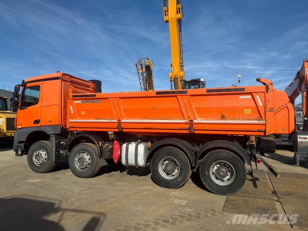 Mercedes-Benz Actros 4148 . Camiones bañeras basculantes o volquetes