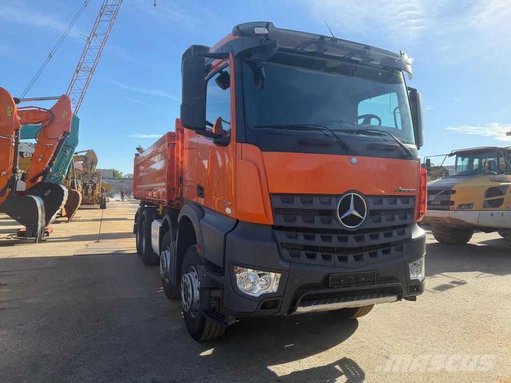 Mercedes-Benz Actros 4148 . Camiones bañeras basculantes o volquetes