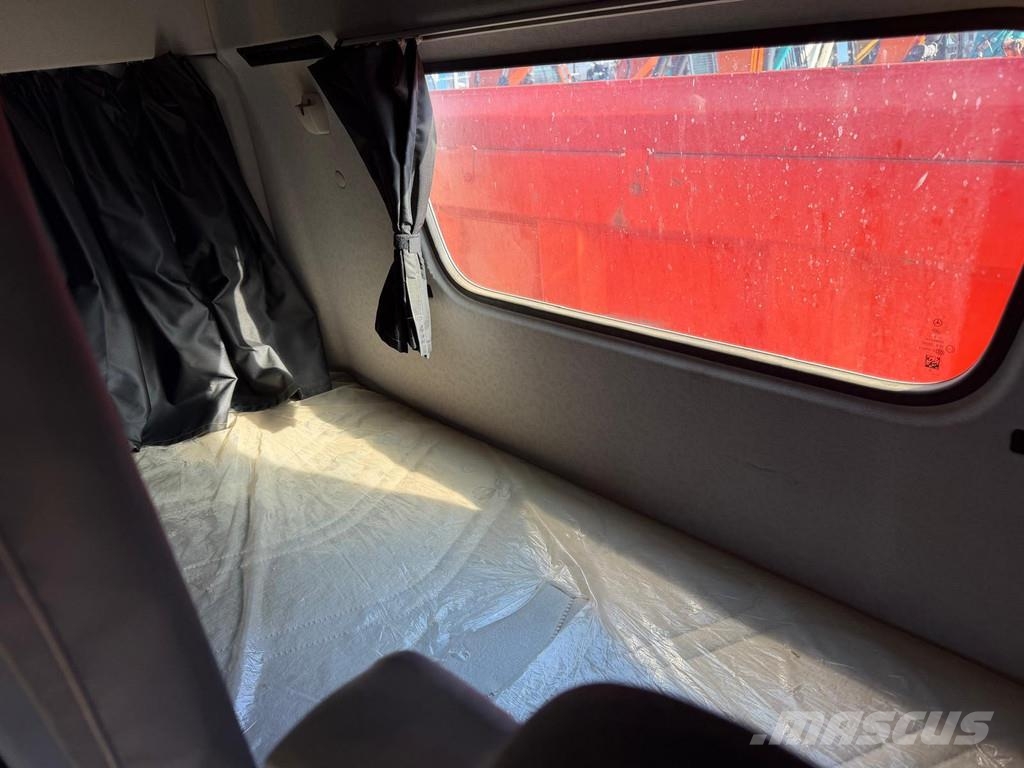 Mercedes-Benz Actros 4148 . Camiones bañeras basculantes o volquetes