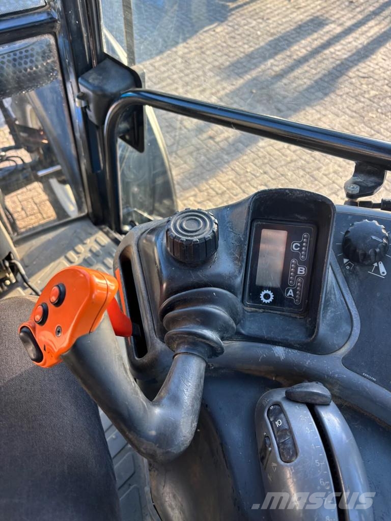 New Holland TM 140 RC Traktorid