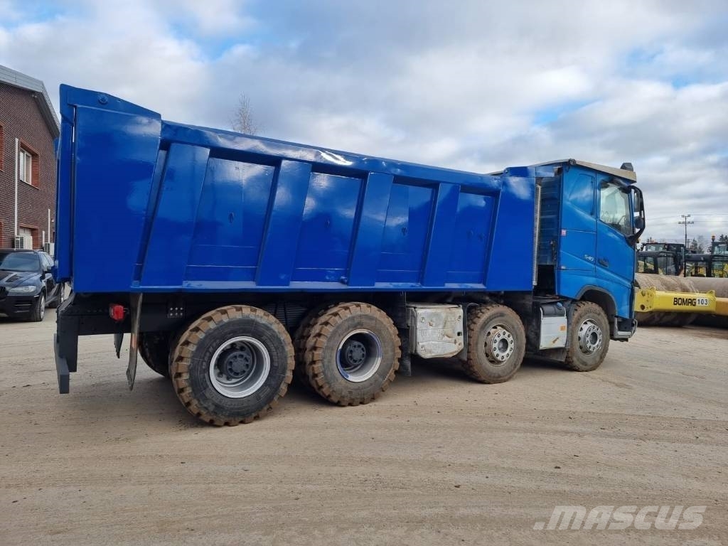 Volvo FH 540 شاحنات لوادر