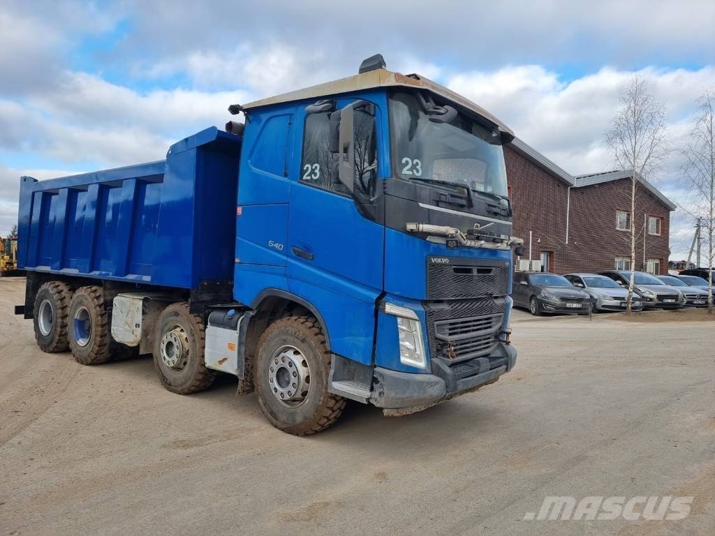 Volvo FH 540 شاحنات لوادر