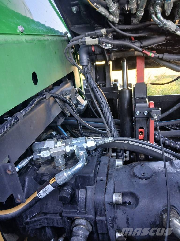 John Deere 1210 G شاحنات