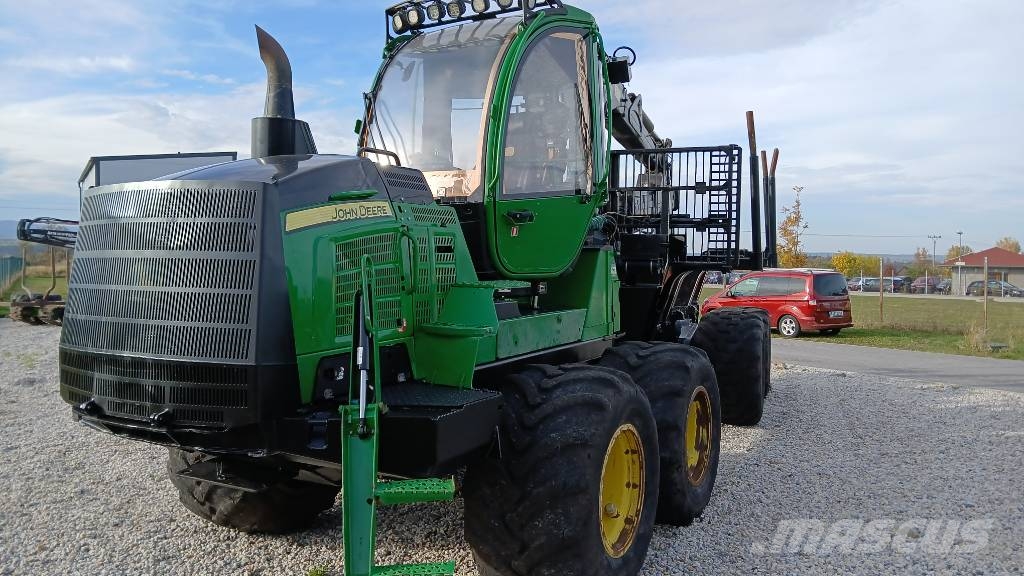 John Deere 1210 G شاحنات