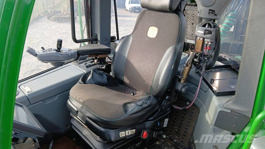 John Deere 1210 G شاحنات