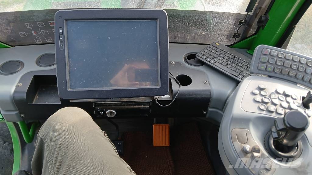 John Deere 1210 G شاحنات