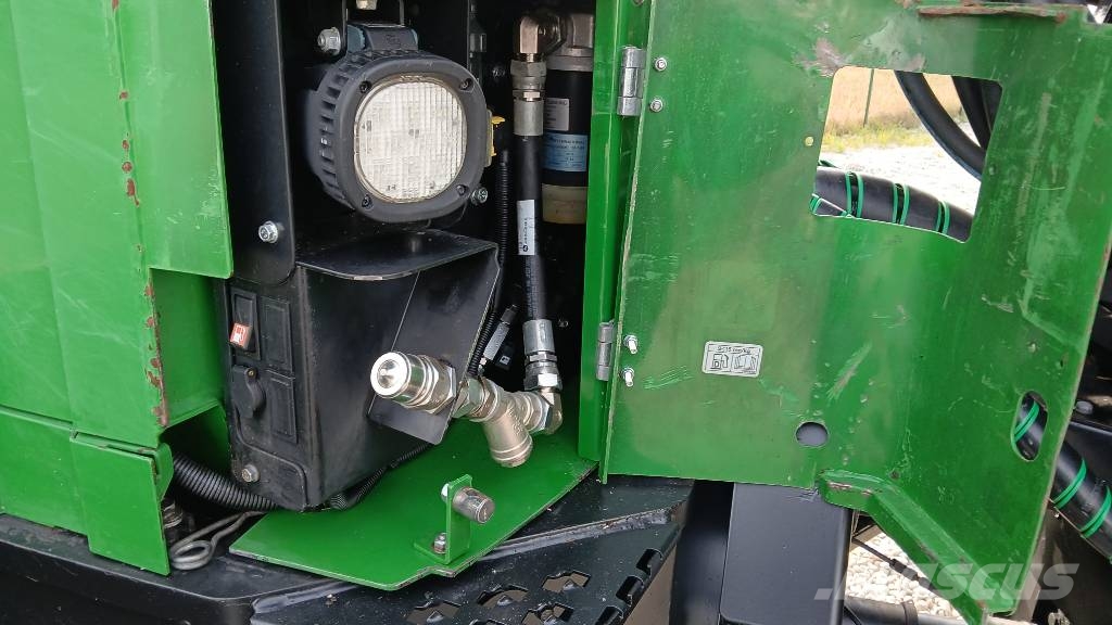 John Deere 1210 G شاحنات