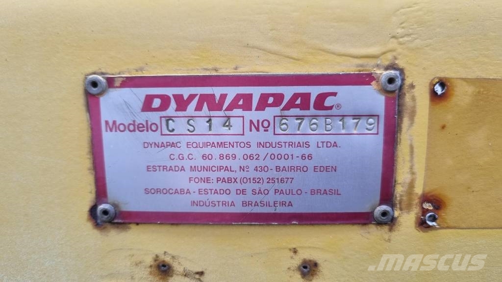 Dynapac CS14, Vält مداحل ثنائية الاسطوانة