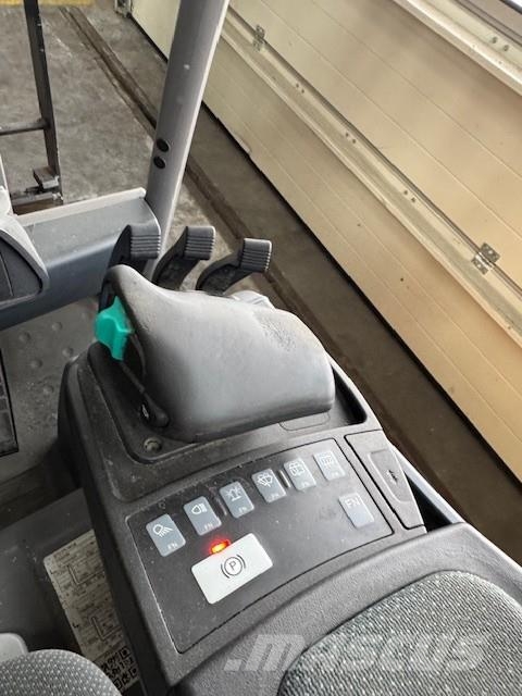 Jungheinrich EFG 215 Li-Ion Elektrostapler