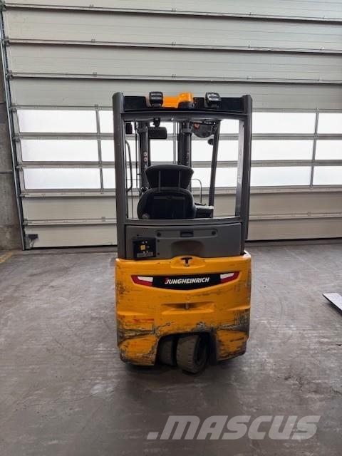 Jungheinrich EFG 215 Li-Ion Elektrostapler