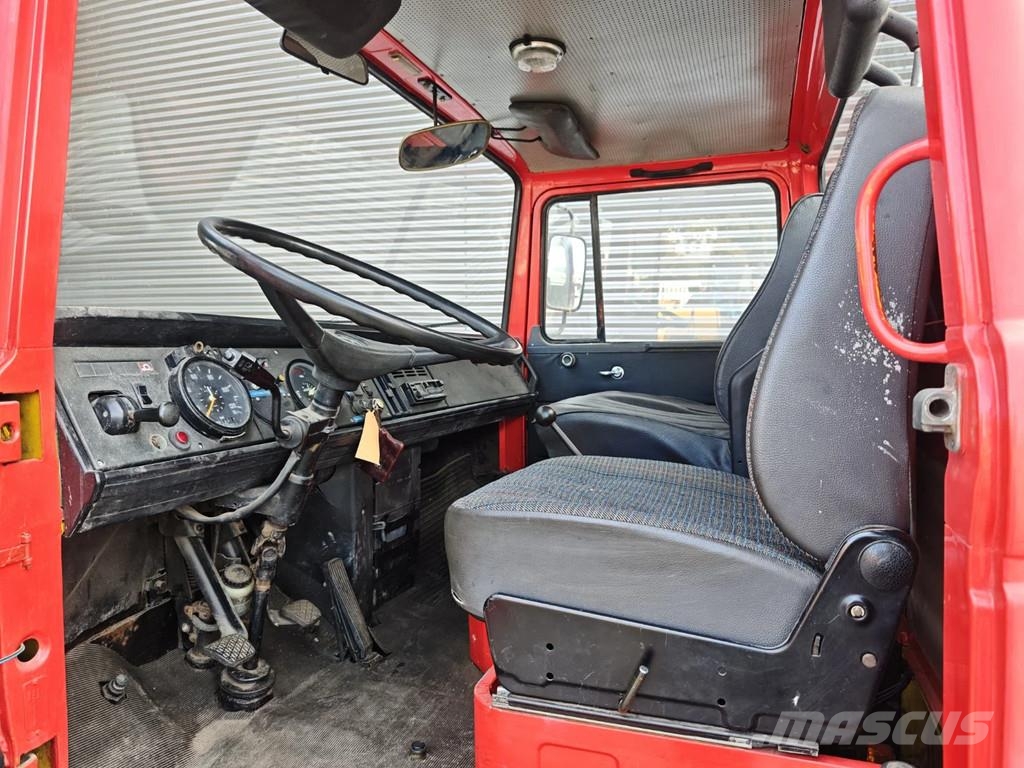 Mercedes-Benz LPK 913 4x2 Автовози