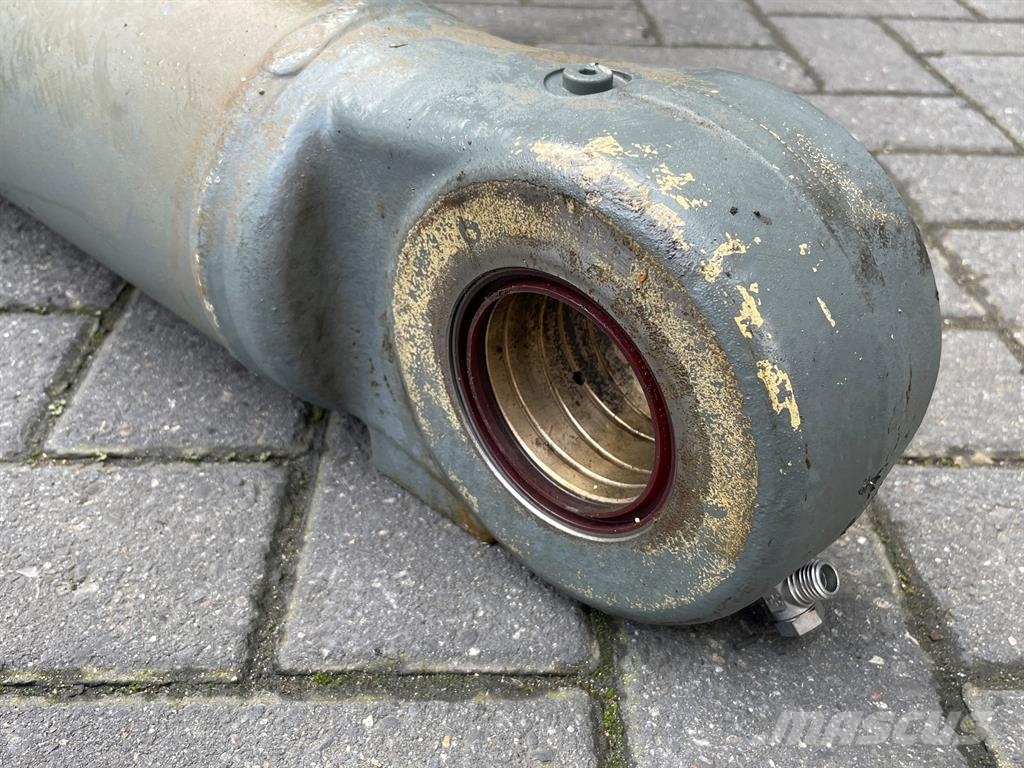 Liebherr LH22M-9641015-Boom cylinder/Hubzylinder 液压