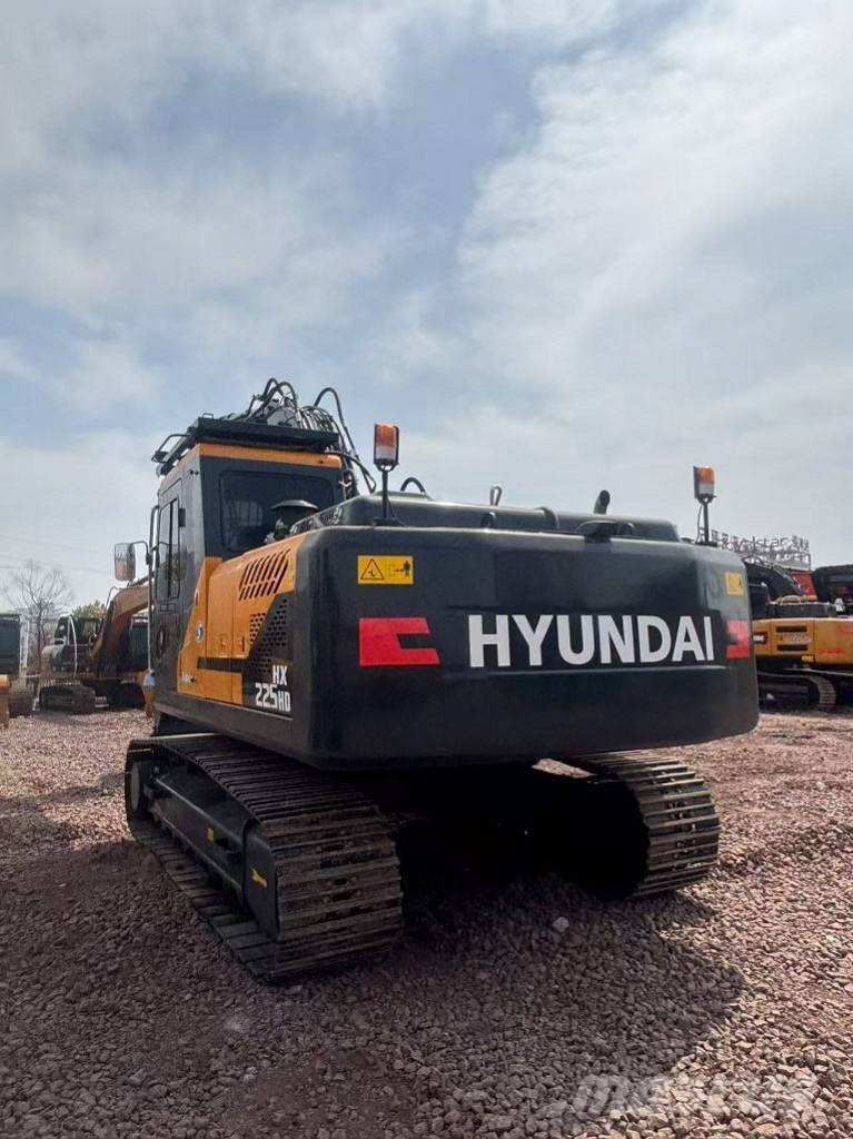 Hyundai HX 225 HD Bageri guseničari