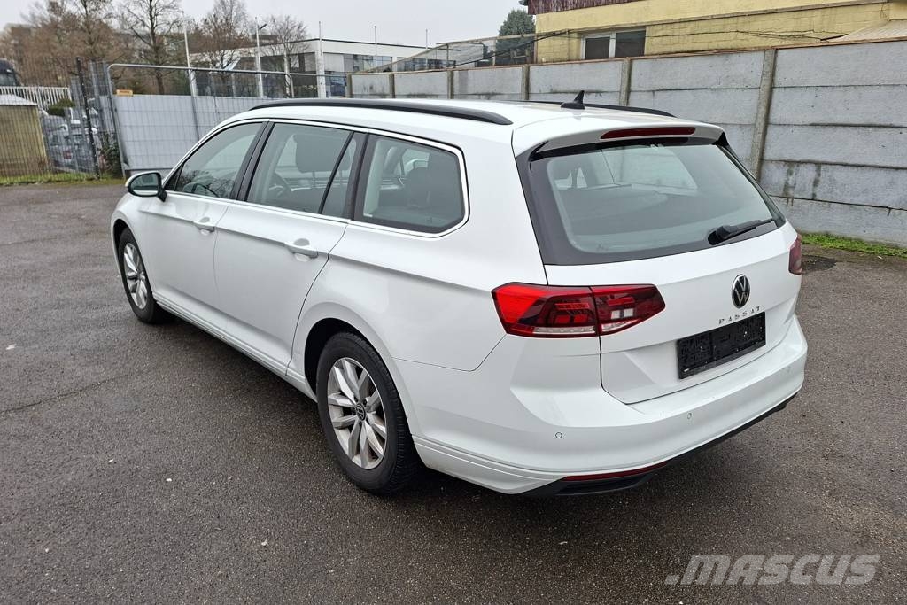 Volkswagen Passat Variant Avtomobili