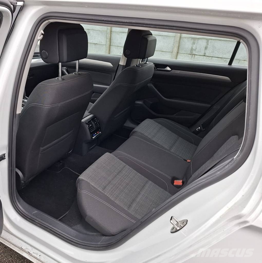 Volkswagen Passat Variant Avtomobili