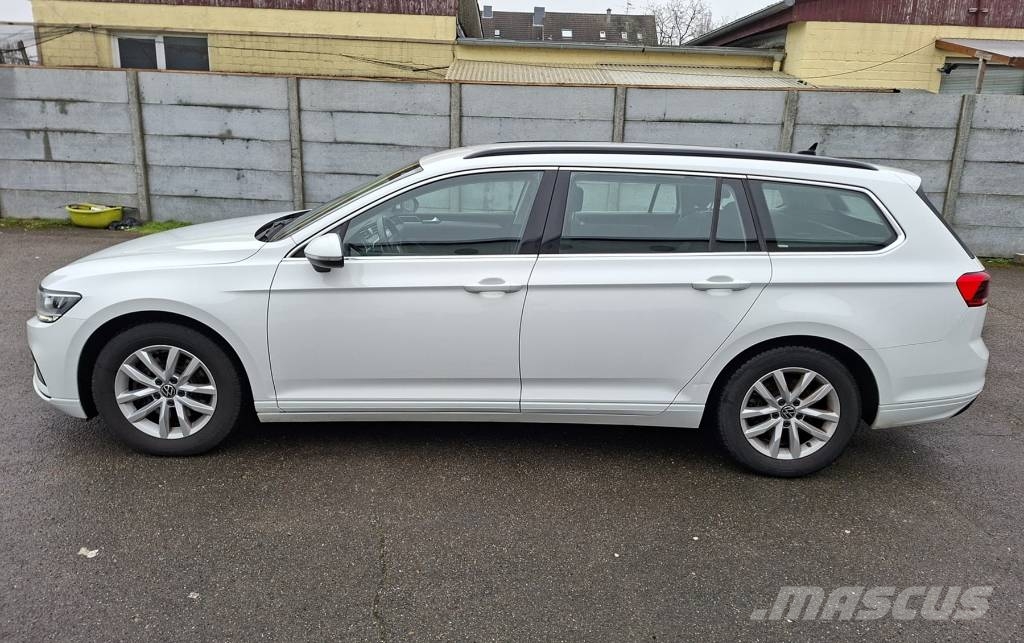 Volkswagen Passat Variant Avtomobili