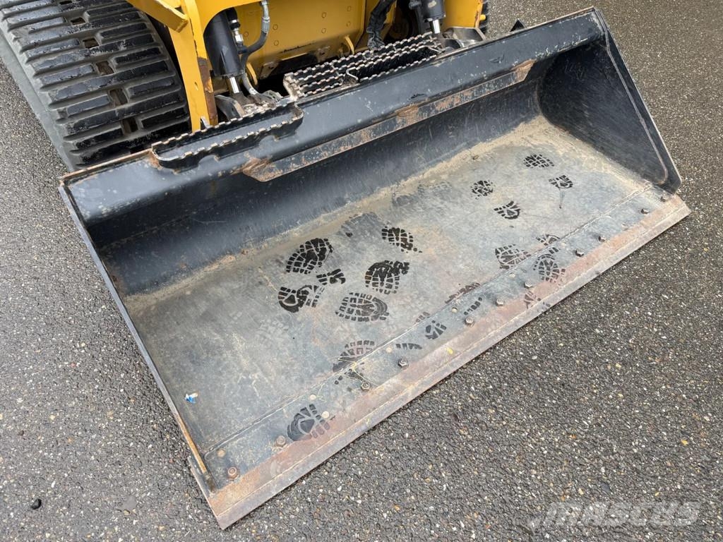 CAT 259D A/C Kompaktlader