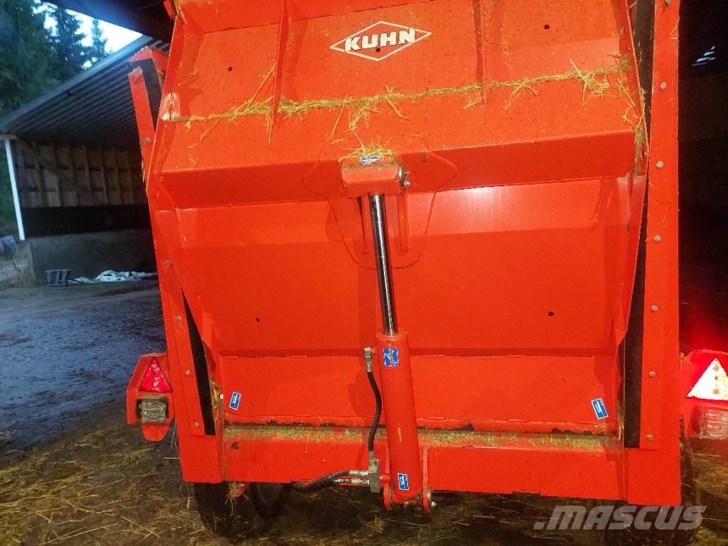 Kuhn Primor 3570 베일 분쇄기, 절단기 및 언롤러