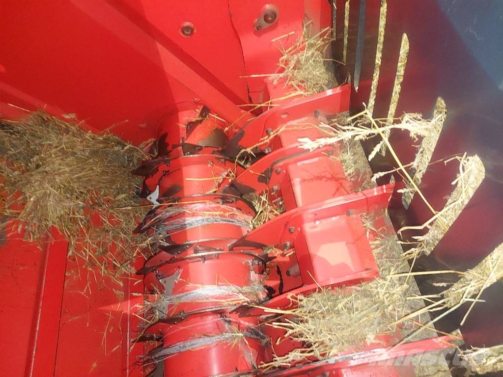 Kuhn Primor 3570 베일 분쇄기, 절단기 및 언롤러