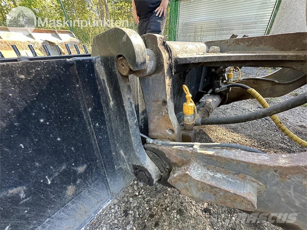 Volvo L30B-Z 轮式装载机
