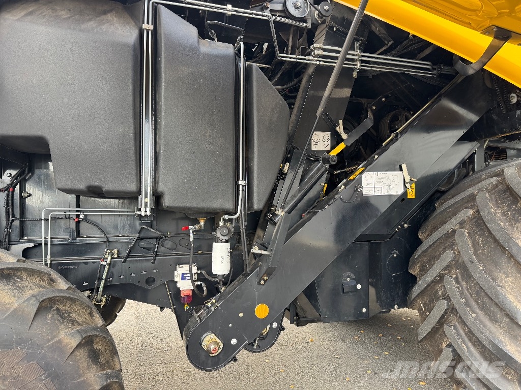 New Holland CX 5.90RS حصادات