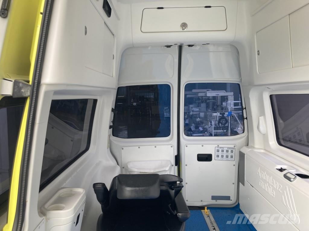 Volkswagen Transporter T6 Ambulance Ambulances