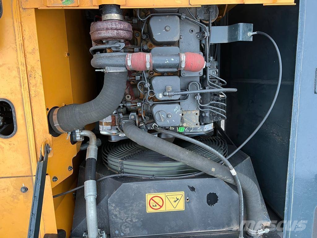 Hyundai R 210 L (New / Non-CE) Gravemaskiner på larvebånd