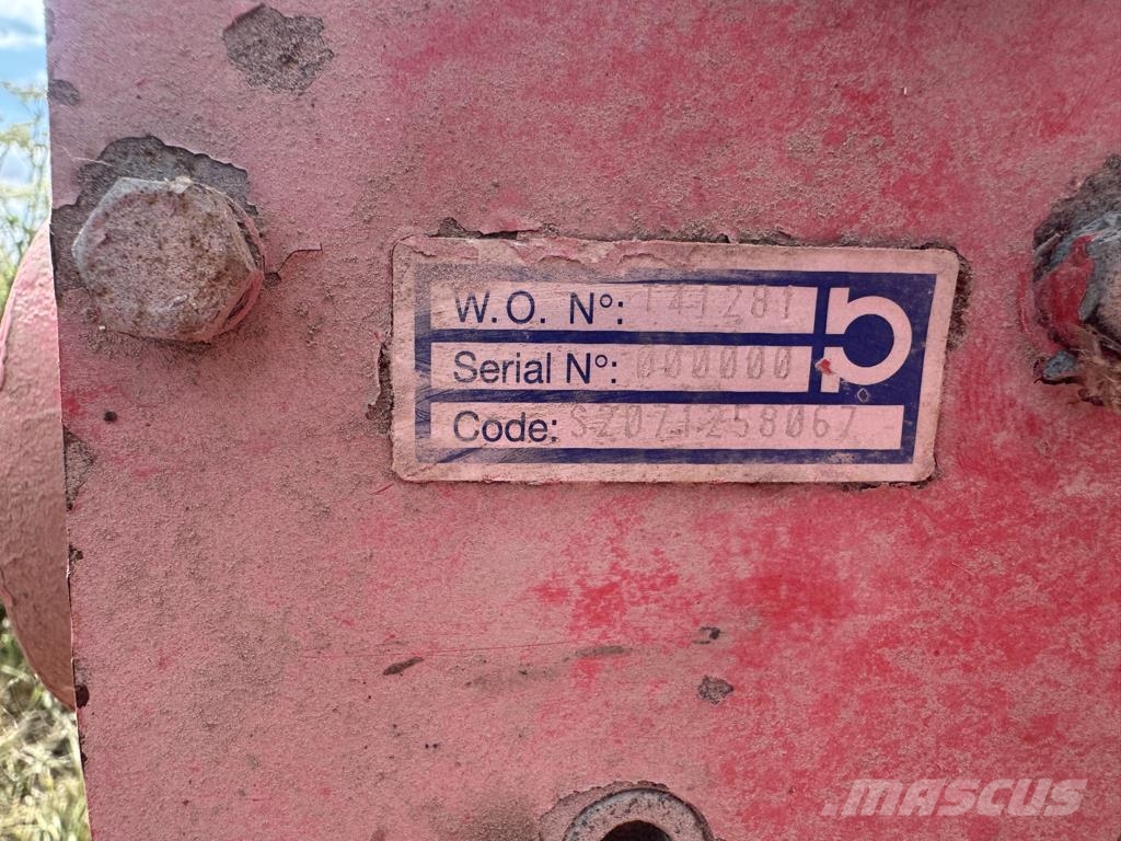 Kuhn Wmu 305 جراشات