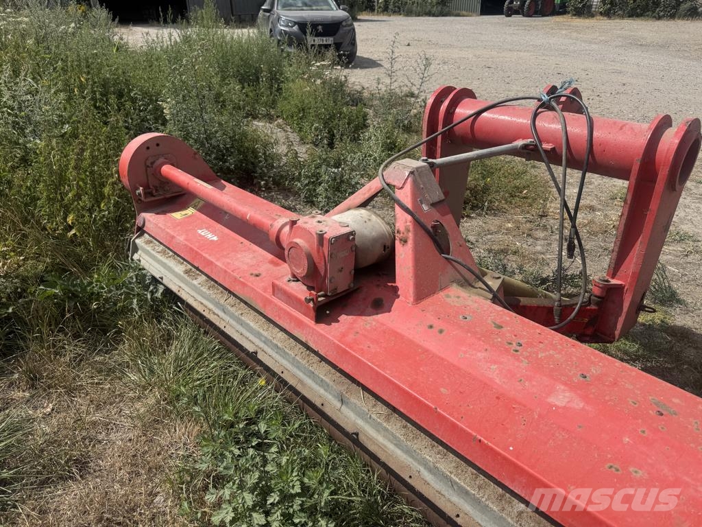 Kuhn Wmu 305 جراشات
