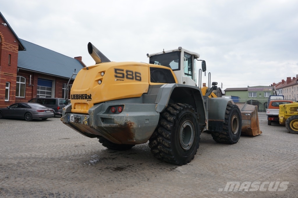 Liebherr L 586 Xpower لوادر بعجل