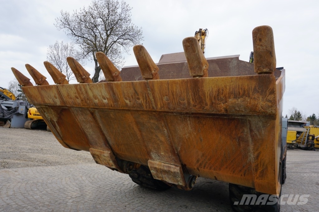Liebherr L 586 Xpower لوادر بعجل