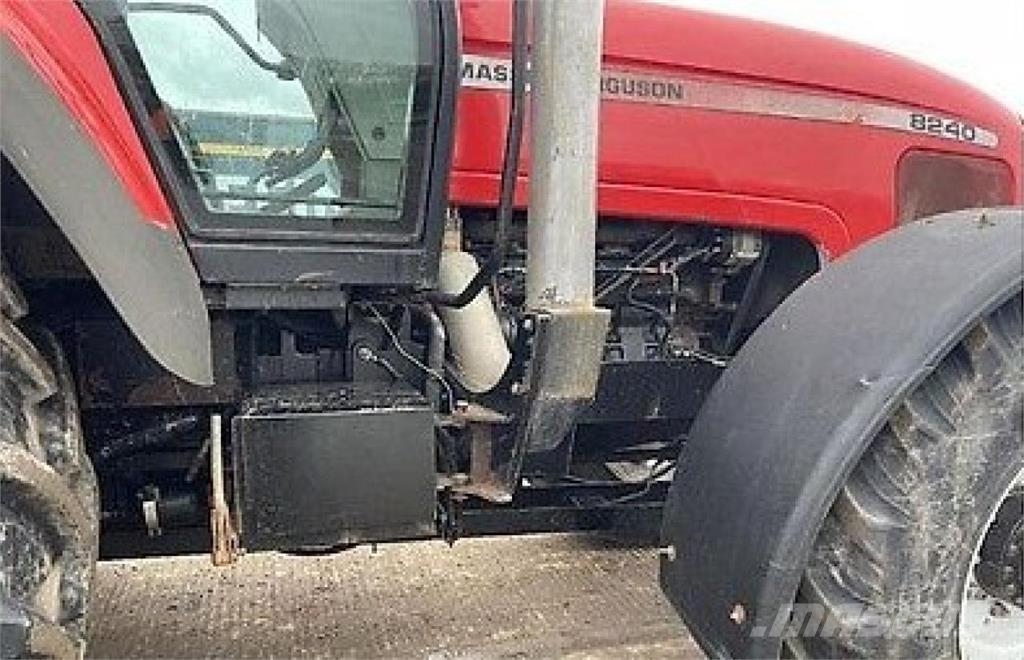 Massey Ferguson 8240 Traktorji
