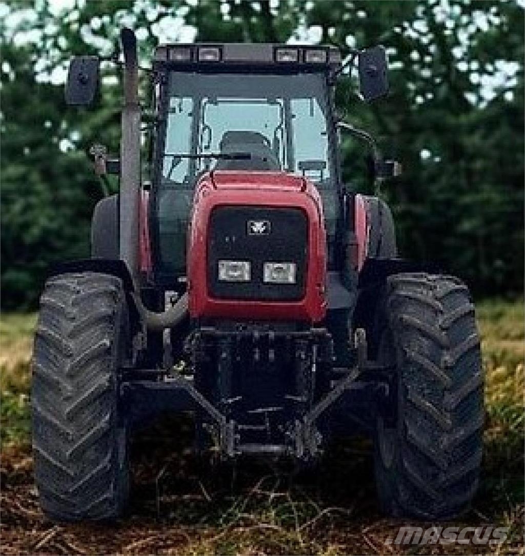 Massey Ferguson 8240 Traktorji