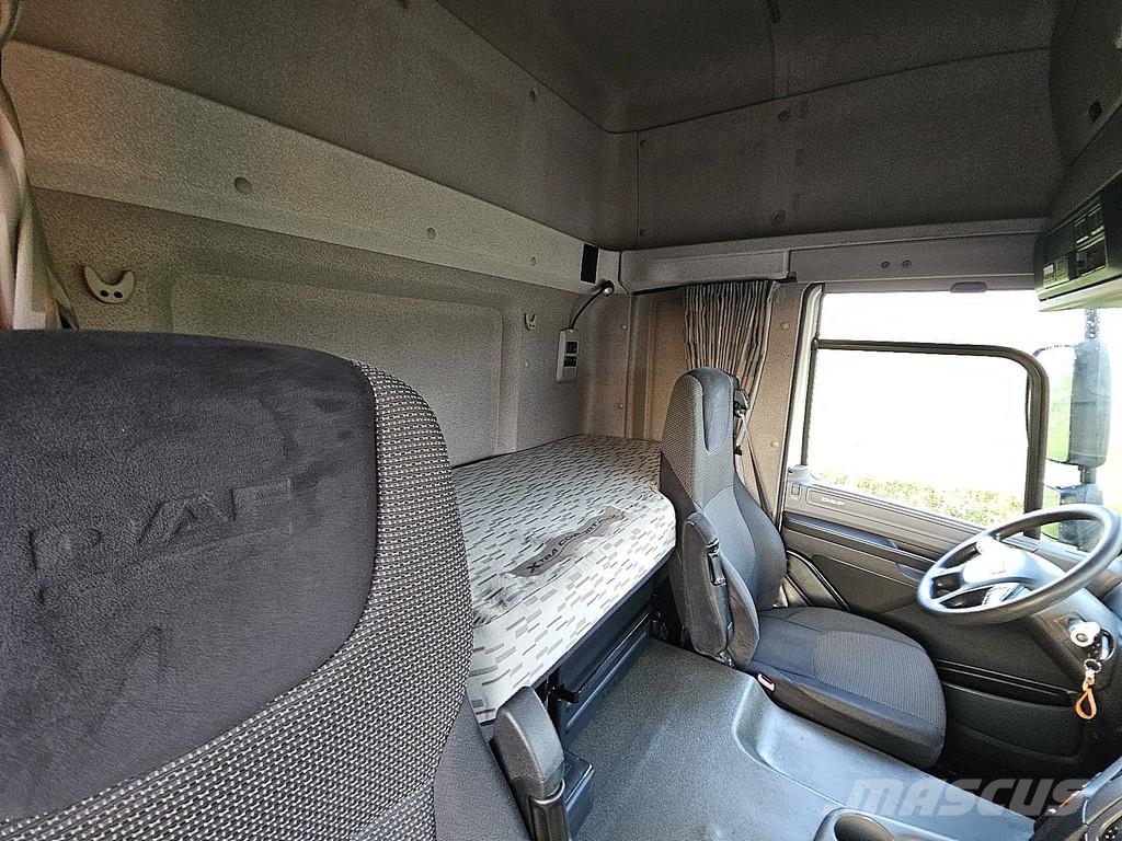 DAF CF 400 SPACECAB NL-TRUCK Naudoti vilkikai