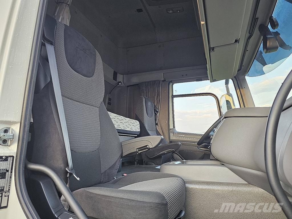 DAF CF 400 SPACECAB NL-TRUCK Naudoti vilkikai