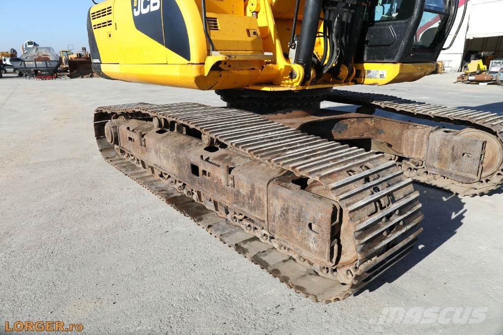 JCB JS 290 LC Bageri guseničari