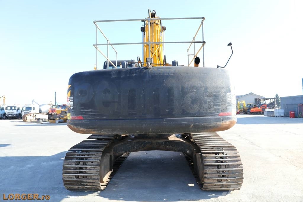 JCB JS 290 LC Bageri guseničari