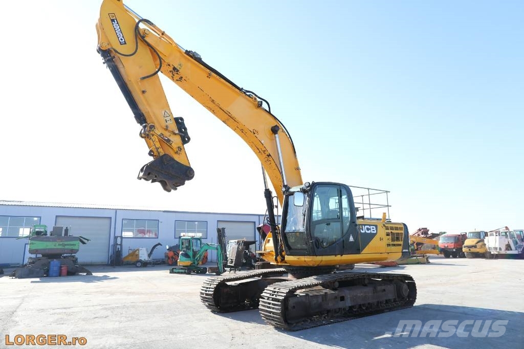 JCB JS 290 LC Bageri guseničari