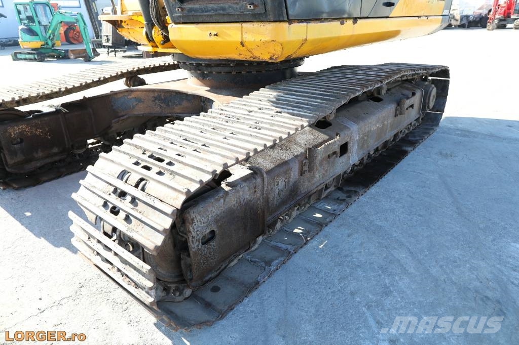 JCB JS 290 LC Bageri guseničari