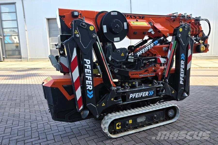 Jekko SPX532CL Electric, Remote Controlled, 17.3m Liftin Гусеничные краны