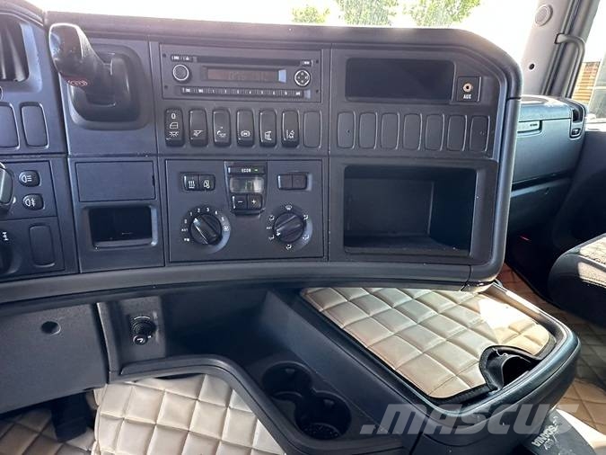 Scania R 450 وحدات الجر