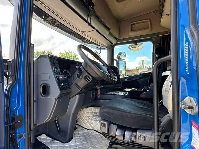 Scania R 450 وحدات الجر