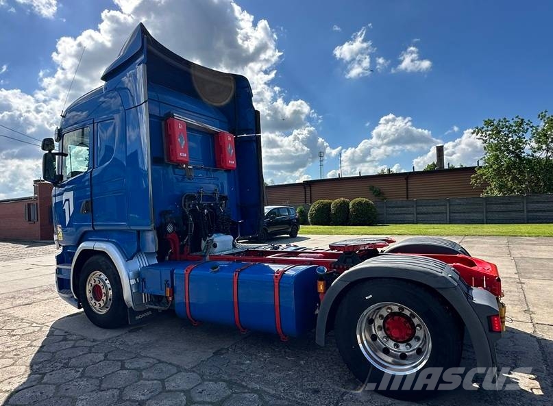 Scania R 450 وحدات الجر