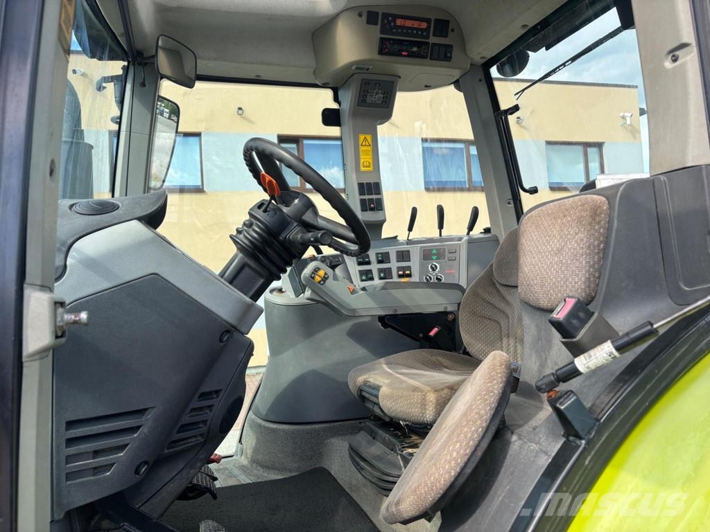 CLAAS Arion 540 Traktorit
