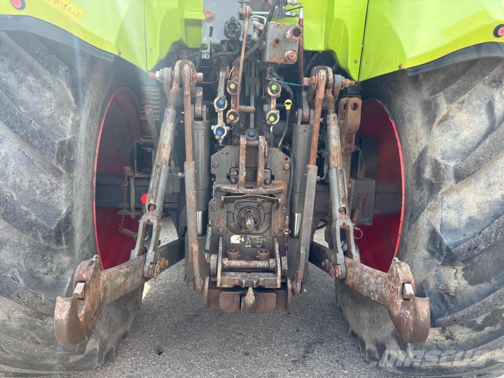 CLAAS Arion 540 Traktorit