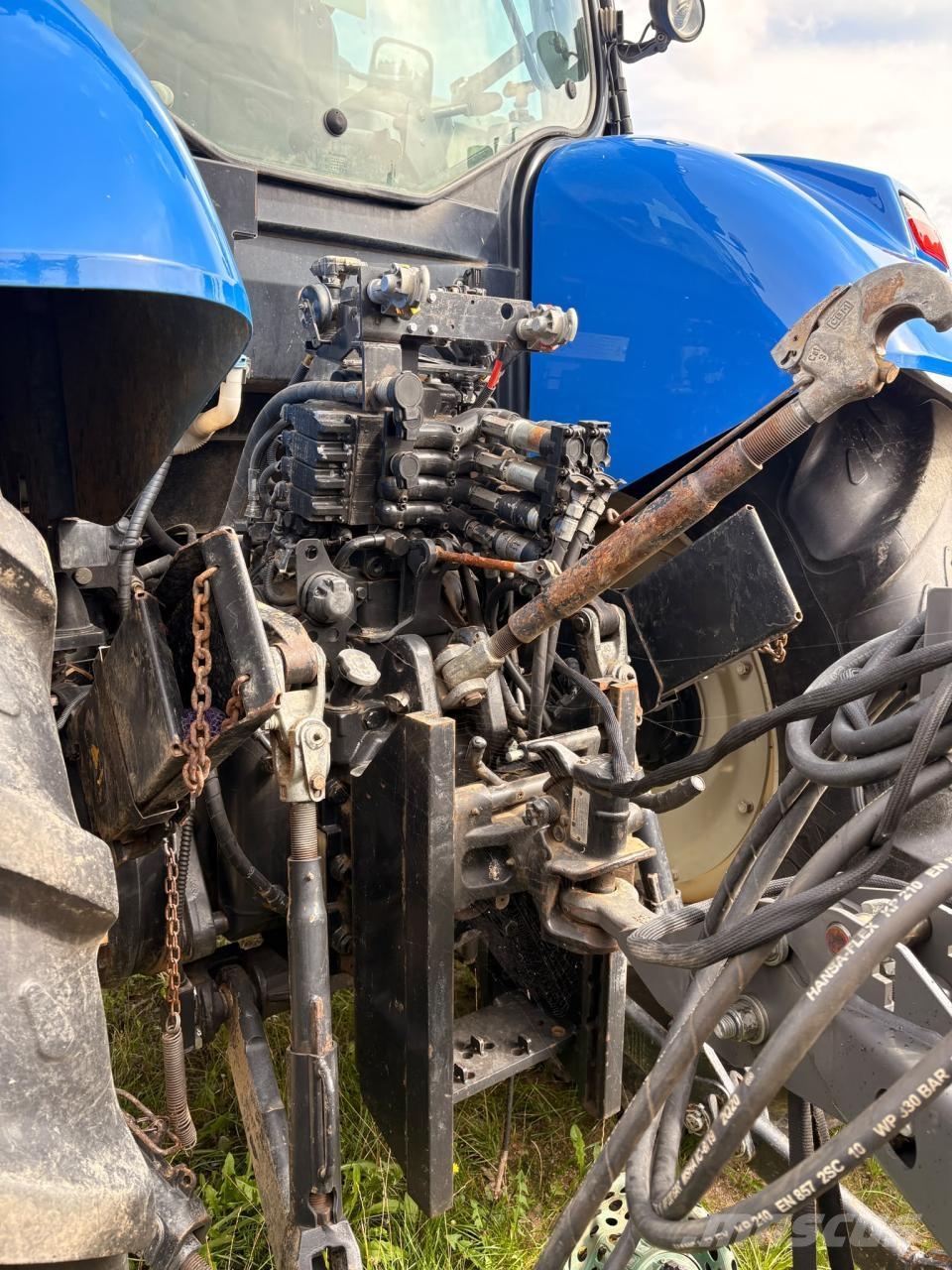 New Holland T 6090 トラクター
