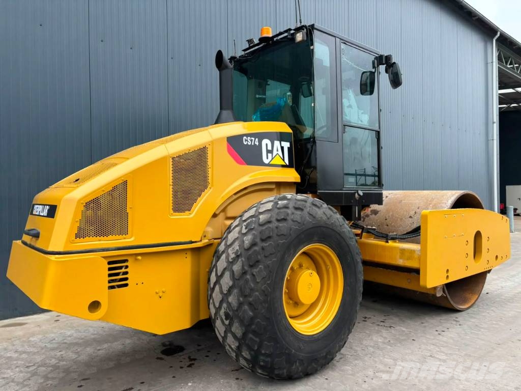 CAT CS74 Egydobos hengerek