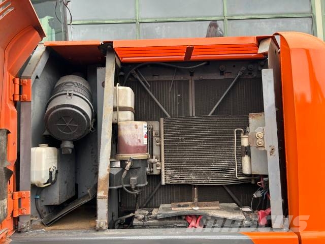 Hitachi ZX 180 LC N-3 Escavadeiras de esteiras