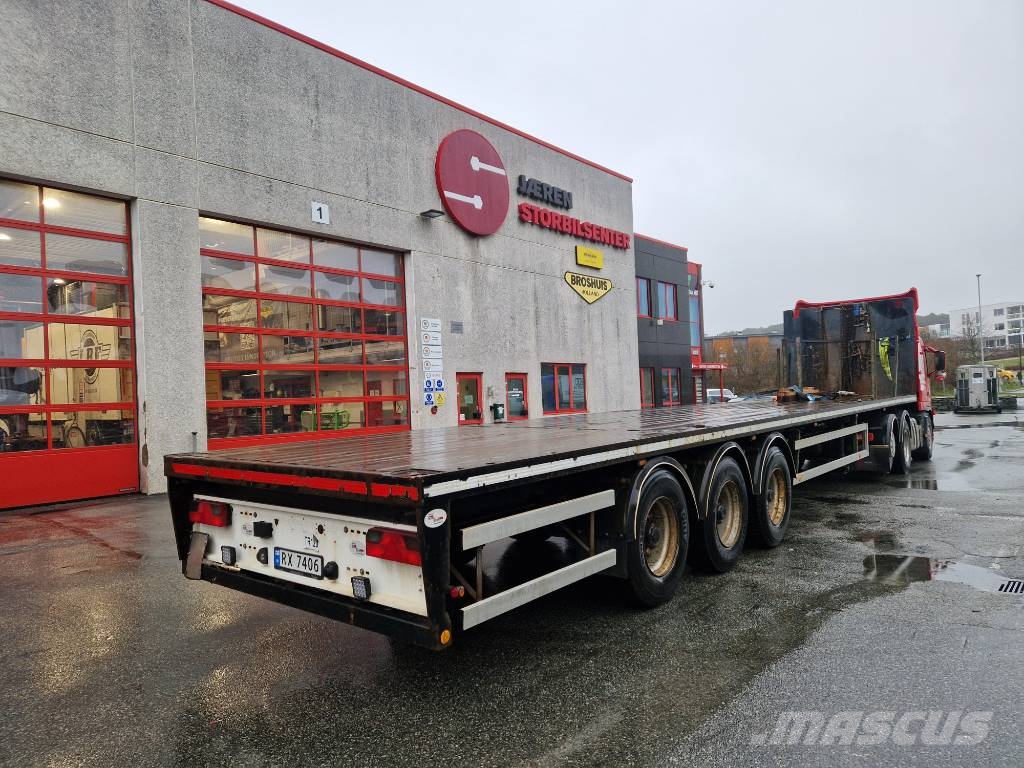 Nordic Trailer Rettsemi نصف مقطورات مسطحة / مفصلية الجوانب