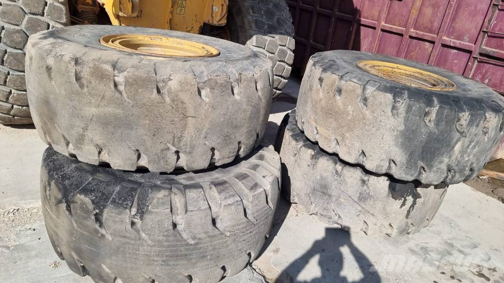 CAT 950M FOR PARTS Ketten